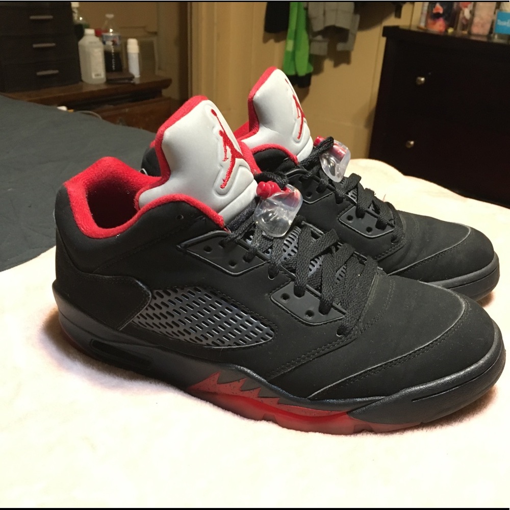 Jordan 5 low  “alternate” colorway